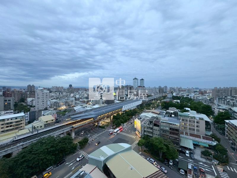 城市經典｜高樓層三房+車位房屋室內格局與周邊環境
