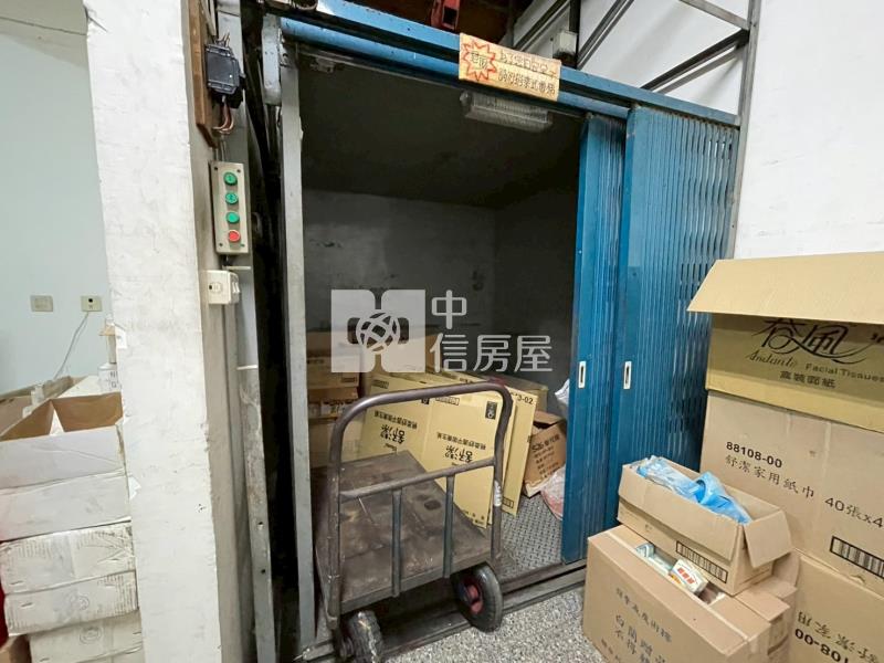 關廟大地坪商業金店面透天房屋室內格局與周邊環境