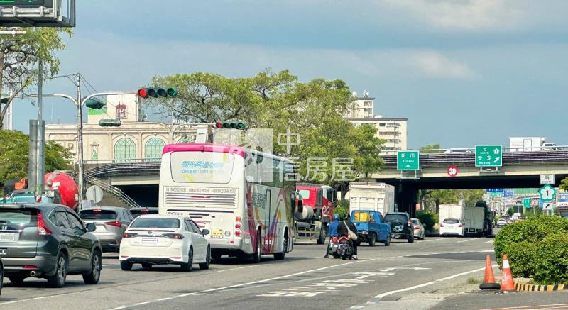 鹽行臨12米路工業用地房屋室內格局與周邊環境
