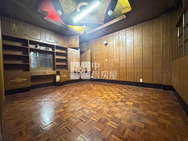 東區臨12米活路金透店房屋室內格局與周邊環境
