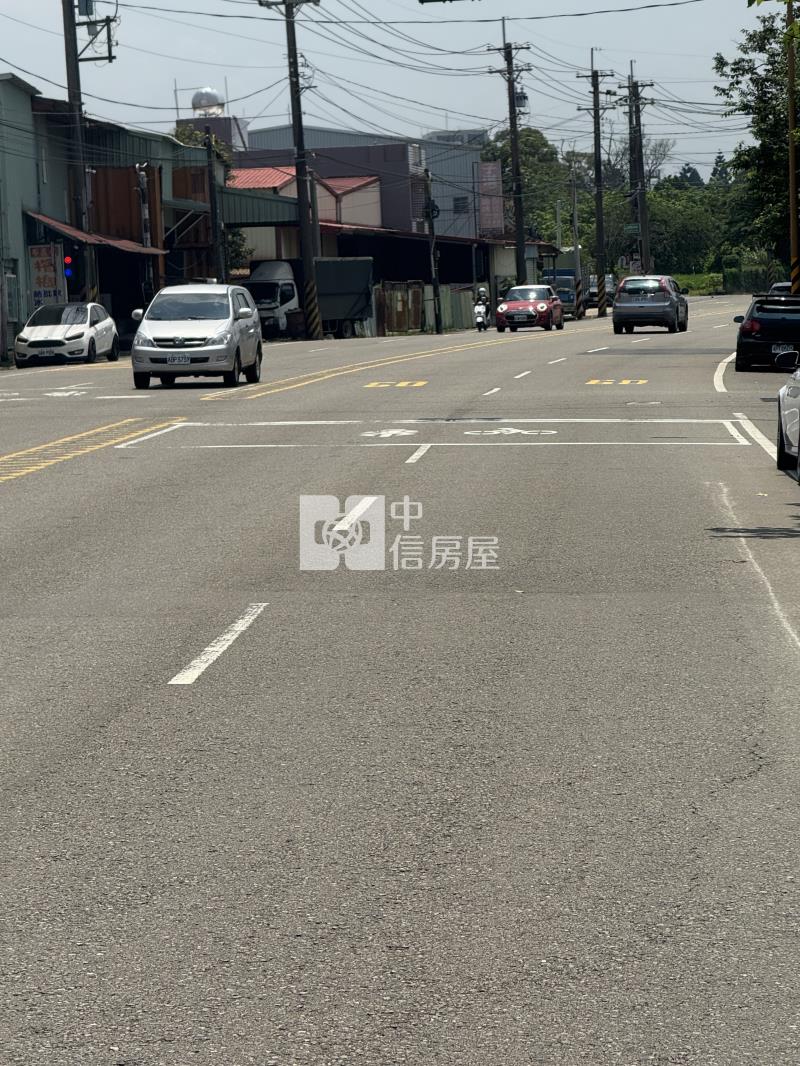 大溪20米路旁一般農房屋室內格局與周邊環境