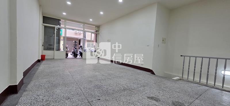 夜市商圈低總價店面房屋室內格局與周邊環境