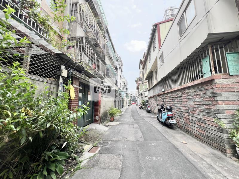 精武車站旁全新電梯別墅房屋室內格局與周邊環境