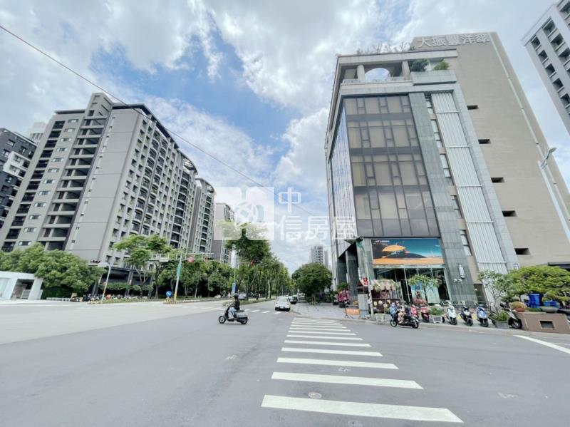 正太原路中國醫大地坪透店建地房屋室內格局與周邊環境