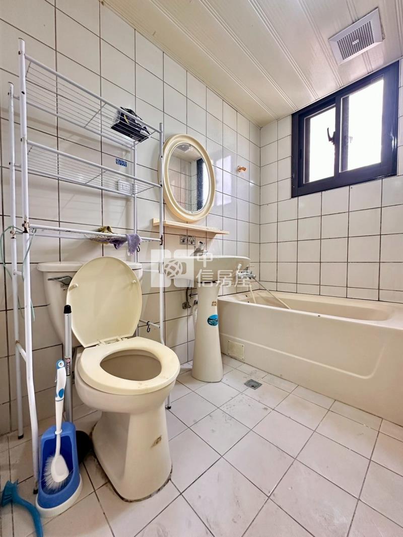 忠貞國小超值三房房屋室內格局與周邊環境