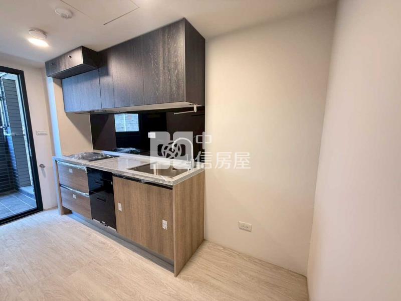 正草漯國小/全新/學區三房車房屋室內格局與周邊環境
