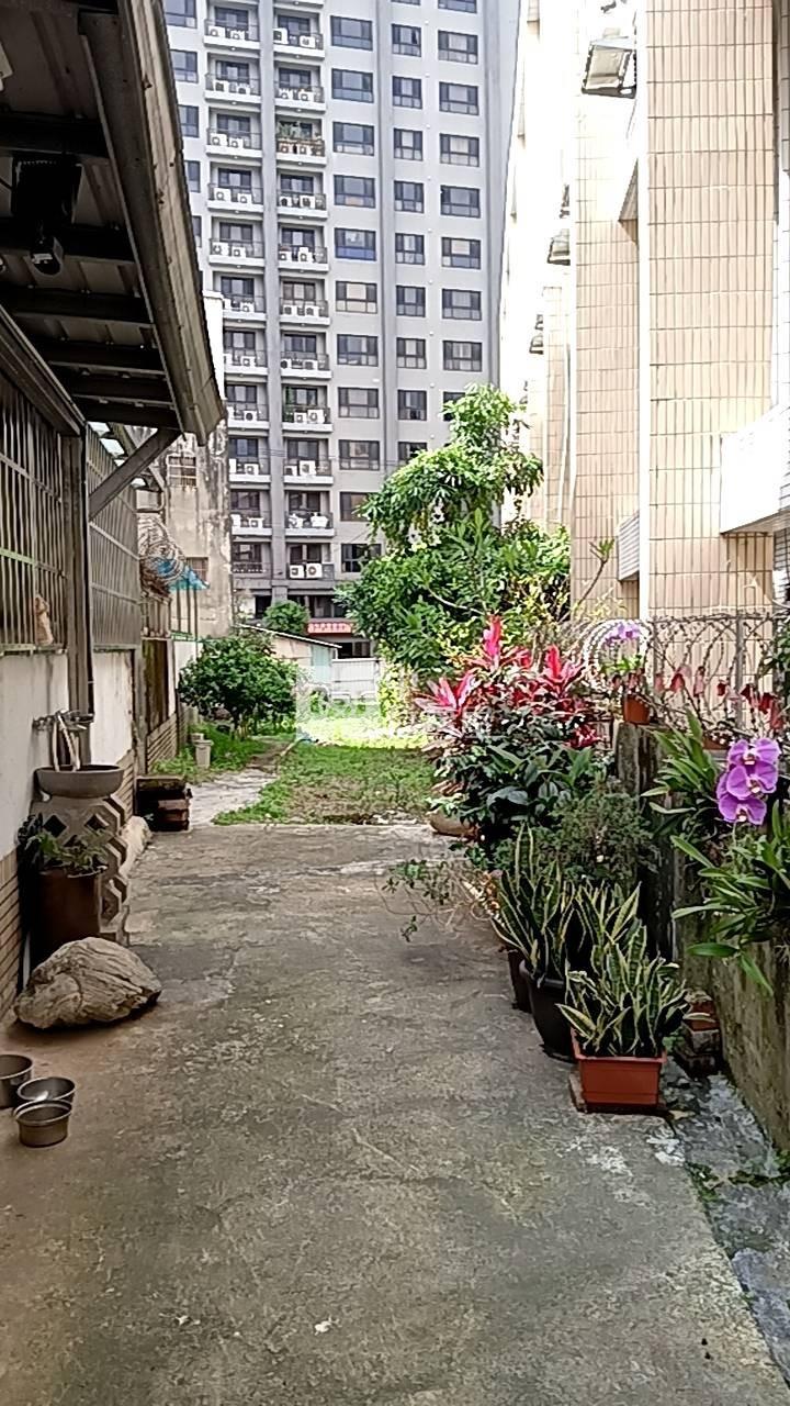 桃園透天電梯別墅三閤院房屋室內格局與周邊環境