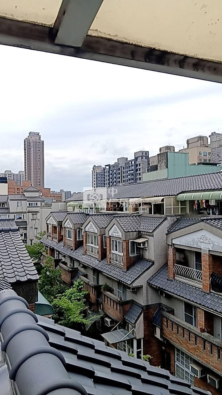 桃園透天電梯別墅三閤院房屋室內格局與周邊環境
