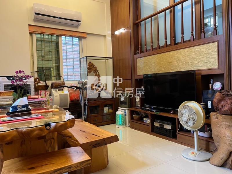 桃園透天電梯別墅三閤院房屋室內格局與周邊環境