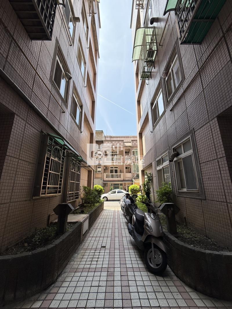 楊梅比佛利紐約歐風溫馨2+1房房屋室內格局與周邊環境