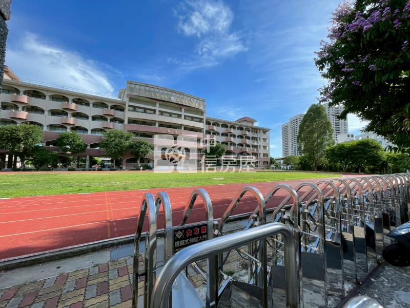 兵仔市旁稀有百坪持分建地房屋室內格局與周邊環境