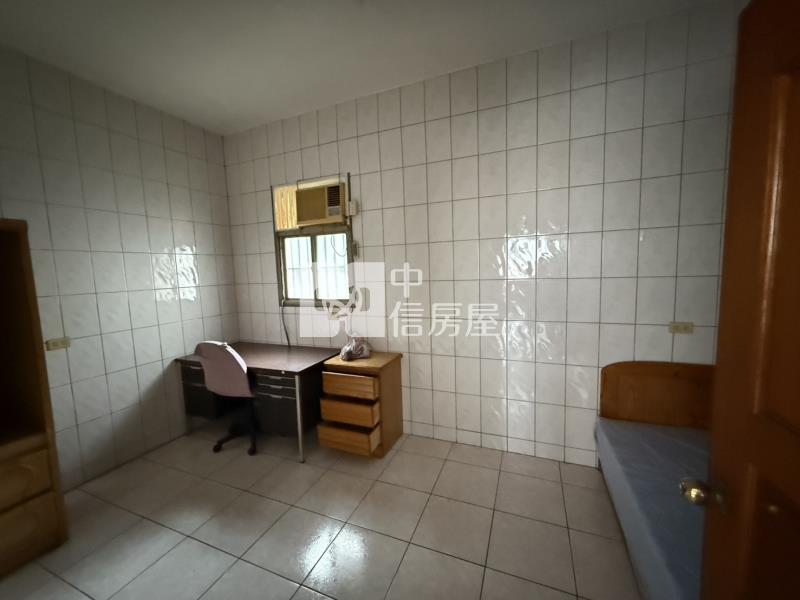南崁特力屋旁透天房屋室內格局與周邊環境