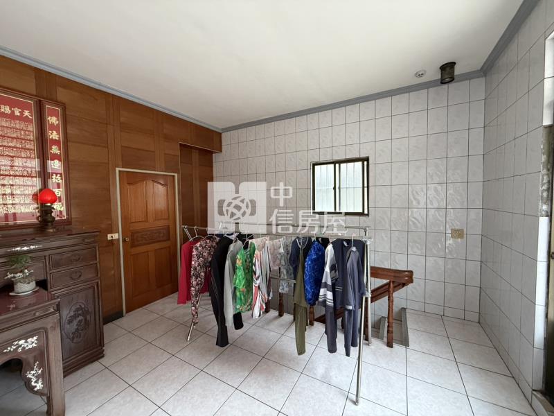 南崁特力屋旁透天房屋室內格局與周邊環境