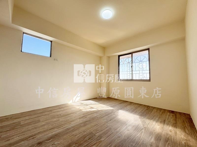 中清美三房車房屋室內格局與周邊環境