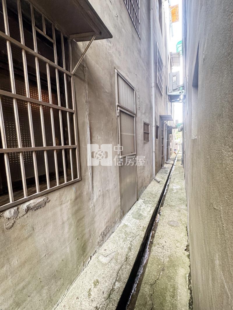 東勢國小大面寬透天房屋室內格局與周邊環境