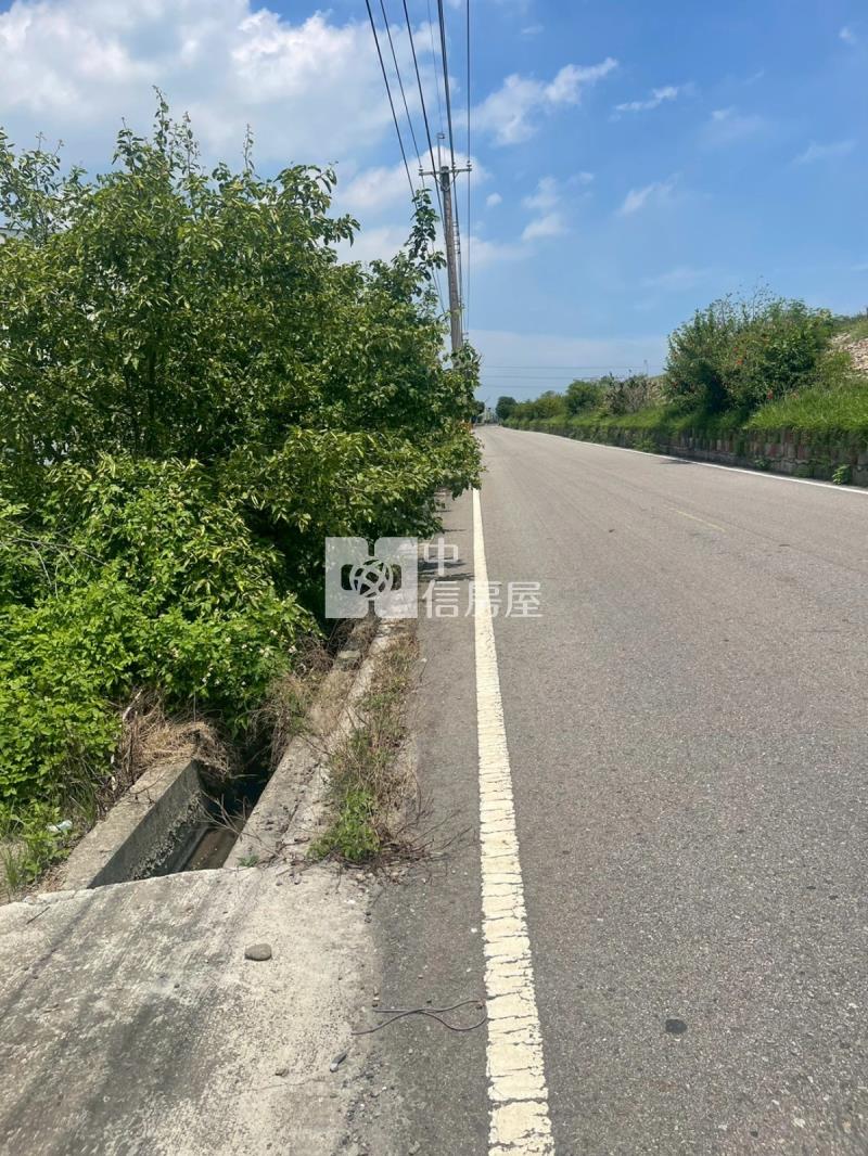溪尾南段美農地房屋室內格局與周邊環境