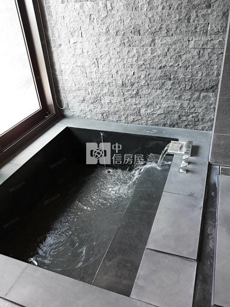 近轉運站大泳池和風湯屋房屋室內格局與周邊環境