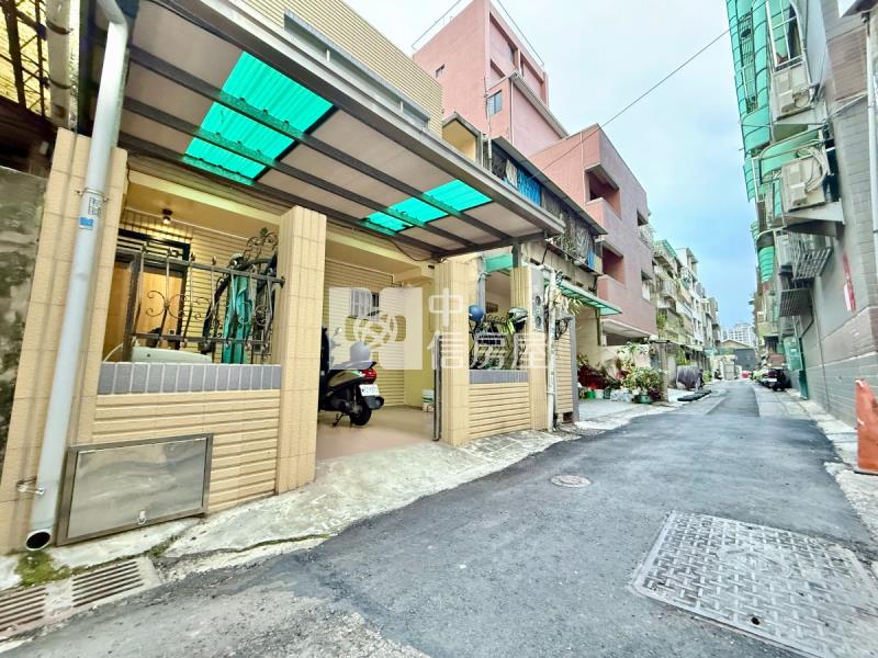 中國醫穩定收租5套房震後美透天房屋室內格局與周邊環境