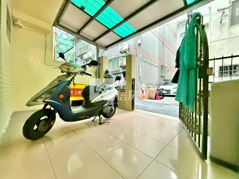中國醫穩定收租5套房震後美透天房屋室內格局與周邊環境