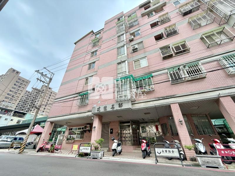 榮興商圈有子母車4房雙車美別墅房屋室內格局與周邊環境