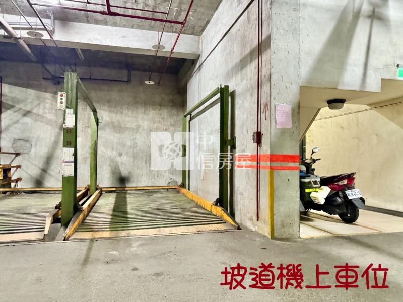 潭子矽品全新整理大三房休旅車位房屋室內格局與周邊環境