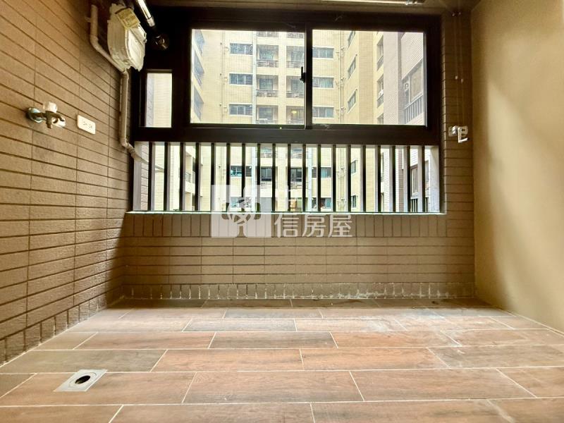 漢神明星學區輕屋齡溫馨2房平車房屋室內格局與周邊環境