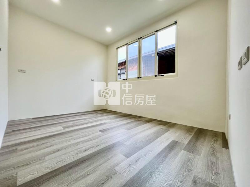 長億精裝五房美墅房屋室內格局與周邊環境