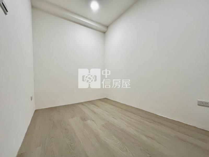 長億精裝五房美墅房屋室內格局與周邊環境