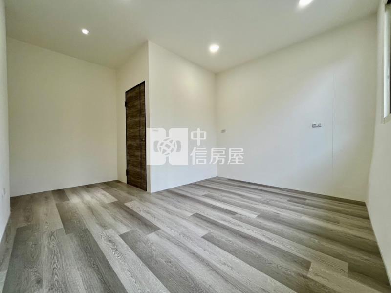 長億精裝五房美墅房屋室內格局與周邊環境