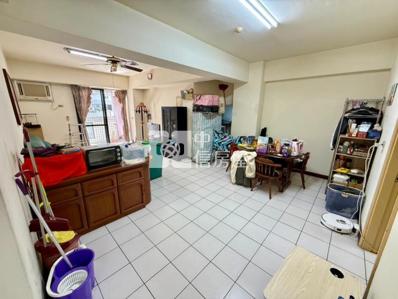 近中山醫台中高工旁三房美屋房屋室內格局與周邊環境