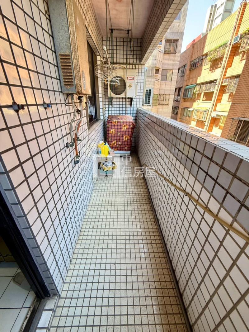 近中山醫台中高工旁三房美屋房屋室內格局與周邊環境