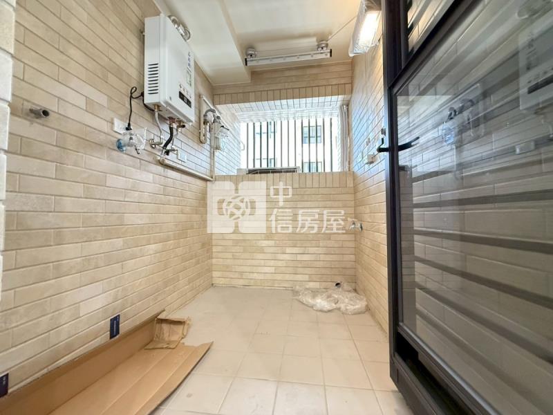 中興商圈全新未住視野2房機上車房屋室內格局與周邊環境