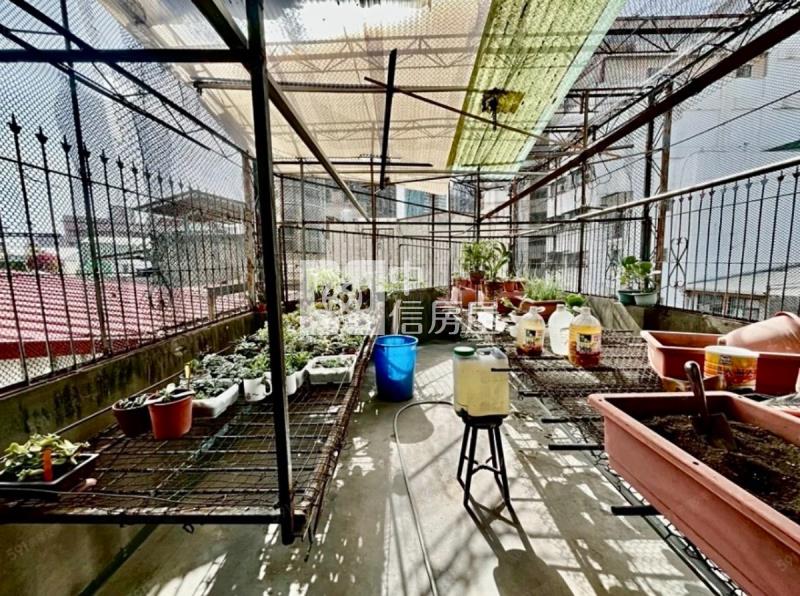 二中學區商圈店套房屋室內格局與周邊環境