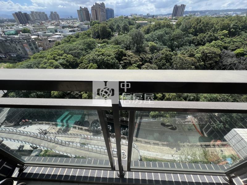 櫻花時代高樓層景觀兩房車房屋室內格局與周邊環境
