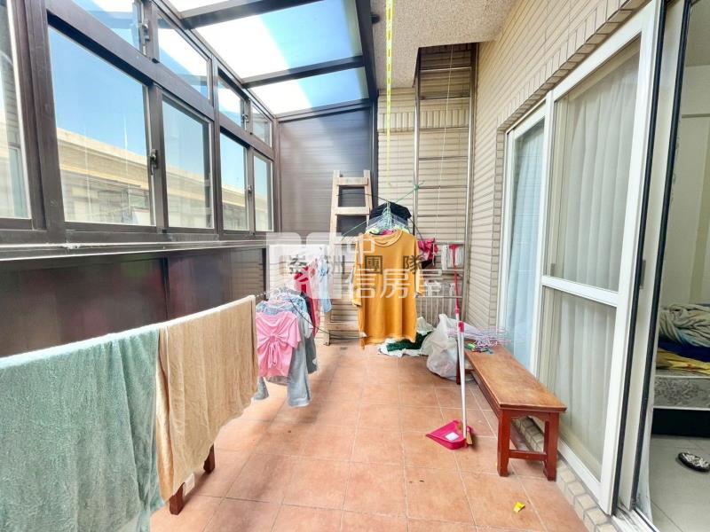 楊梅大學湖畔邊間4房美透天房屋室內格局與周邊環境
