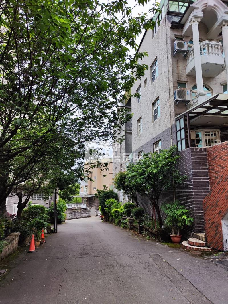 幼獅交流道美別墅房屋室內格局與周邊環境