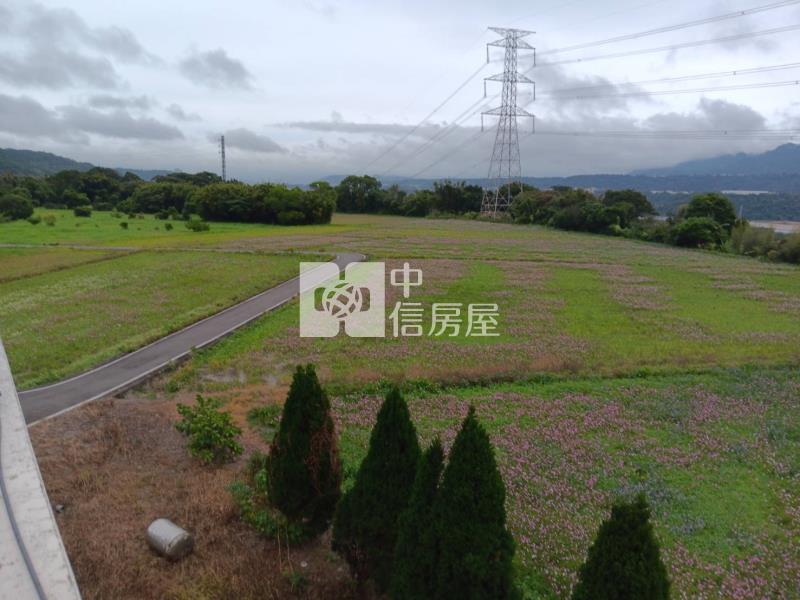 都計內農地送農舍房屋室內格局與周邊環境