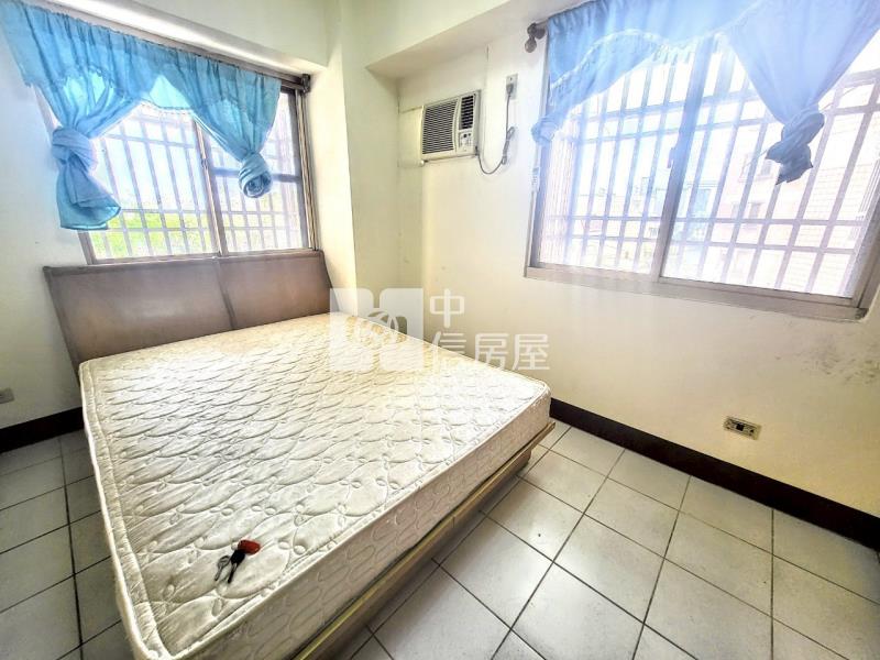 世賢國小旁車位3+1房房屋室內格局與周邊環境