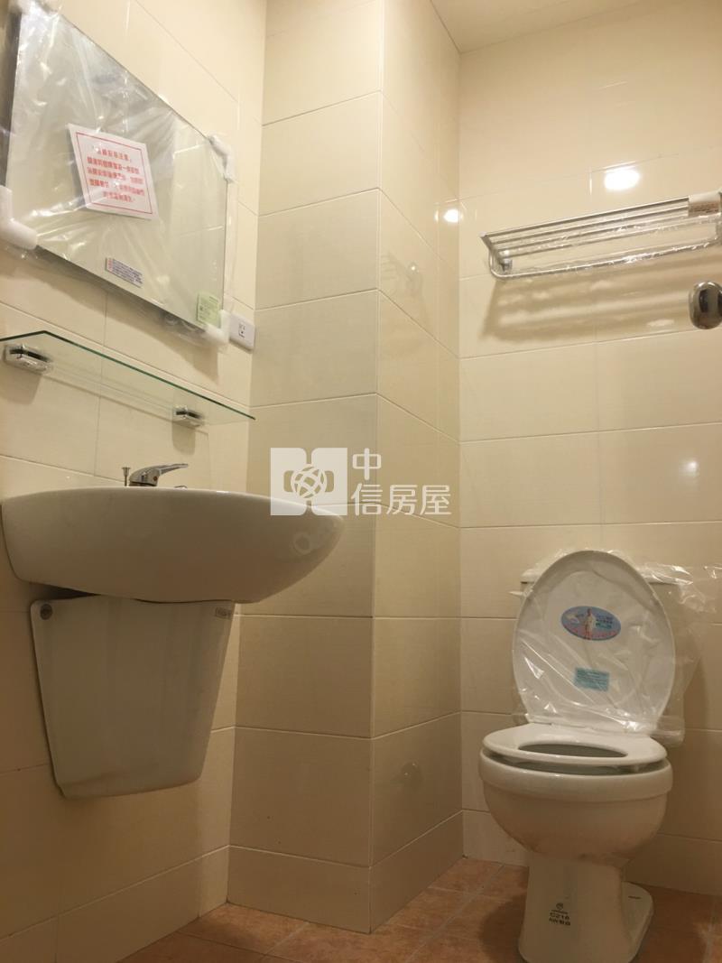 近成大收租三樓寓房屋室內格局與周邊環境