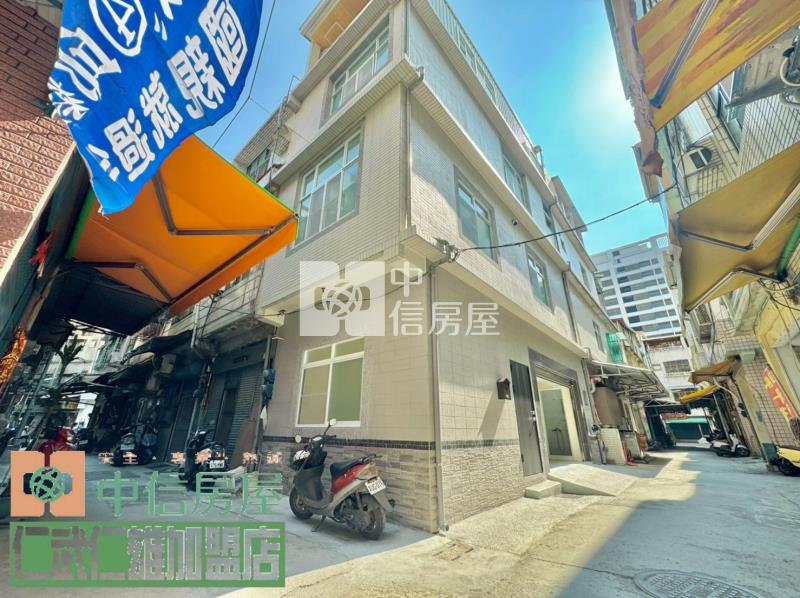 瑞隆商圈翻新車庫透天房屋室內格局與周邊環境