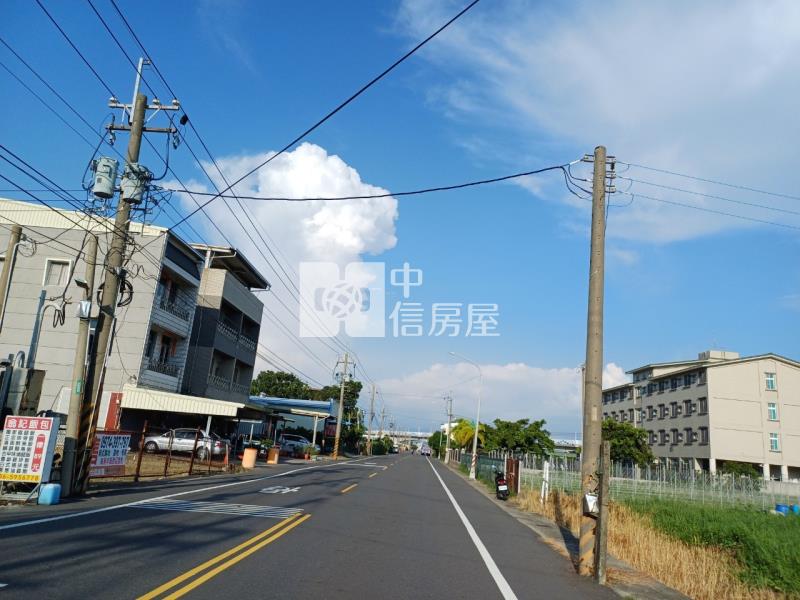 阿蓮近高鐵溫室美農地房屋室內格局與周邊環境