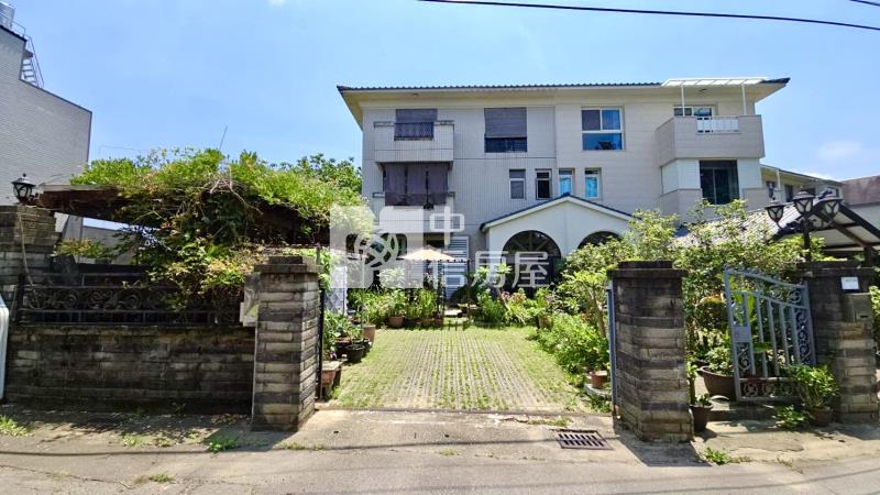 園區美式庭園大別墅房屋室內格局與周邊環境