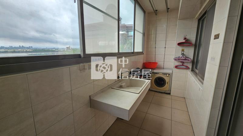 宜誠 悅灣一期 景觀戶3+1房車 1168 一路發房屋室內格局與周邊環境