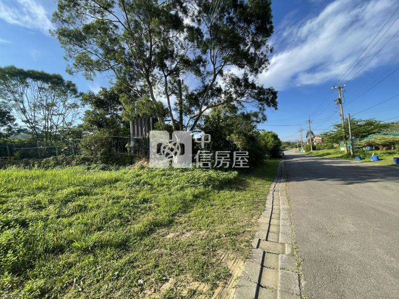 園區旁面寬平坦8米路投資美地房屋室內格局與周邊環境
