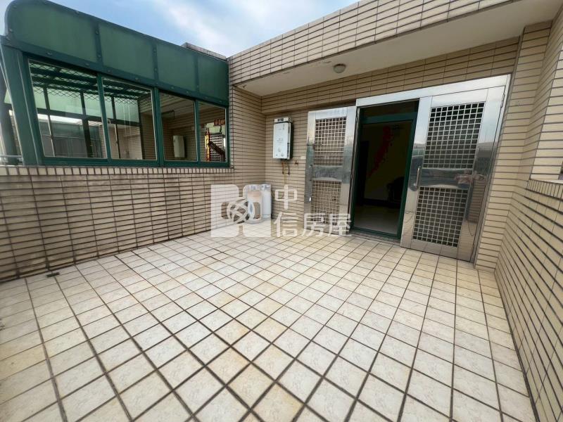 羅丹美墅近交流道旁透天房屋室內格局與周邊環境