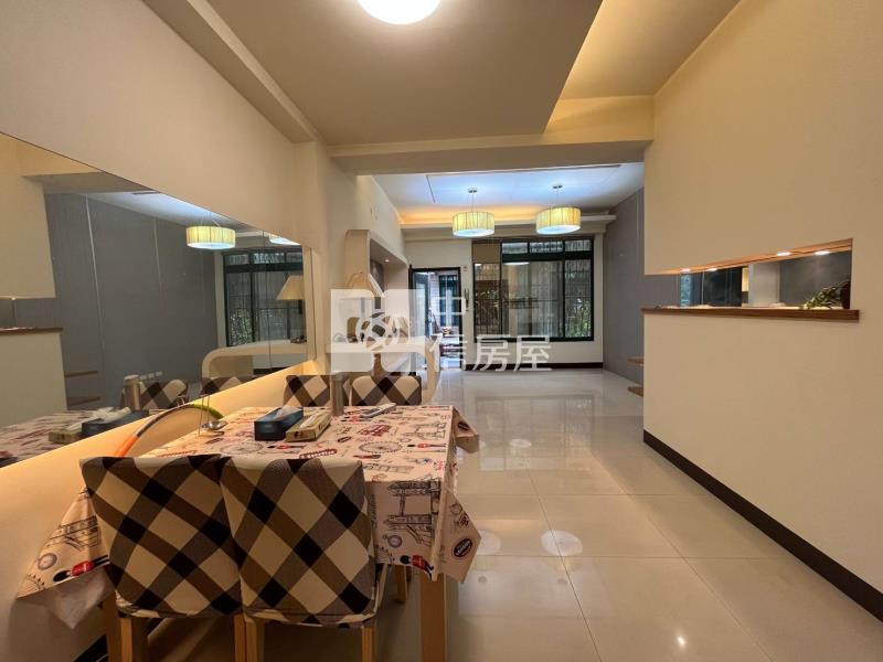 羅丹美墅近交流道旁透天房屋室內格局與周邊環境