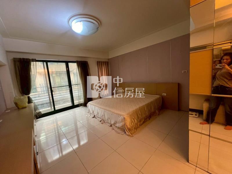 羅丹美墅近交流道旁透天房屋室內格局與周邊環境
