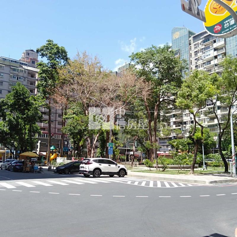 三民正興國中美3房房屋室內格局與周邊環境