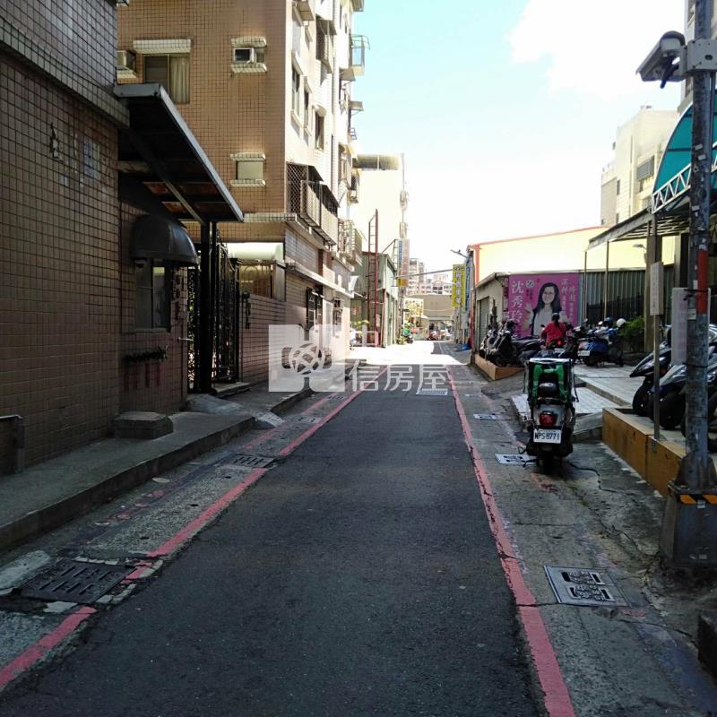 三民正興國中美3房房屋室內格局與周邊環境
