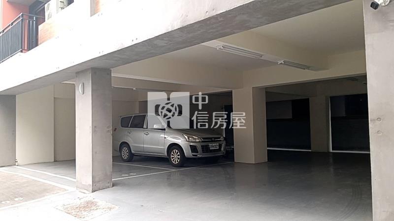 皇瑞臻邸華廈(附平車)房屋室內格局與周邊環境